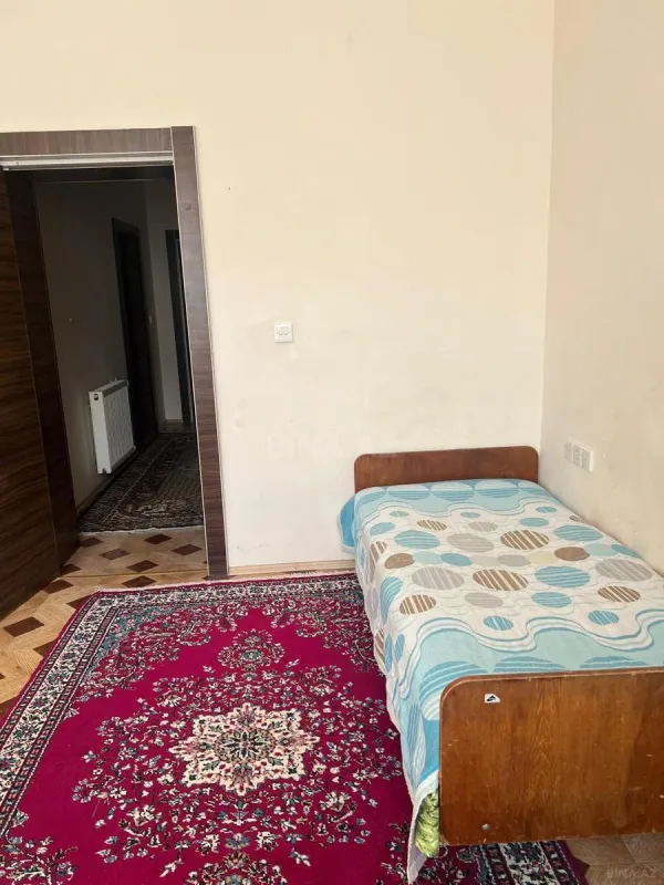 Kirayə verilir 2 otaqlı mənzil 42 m²