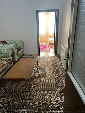 Kirayə verilir 2 otaqlı mənzil 42 m²