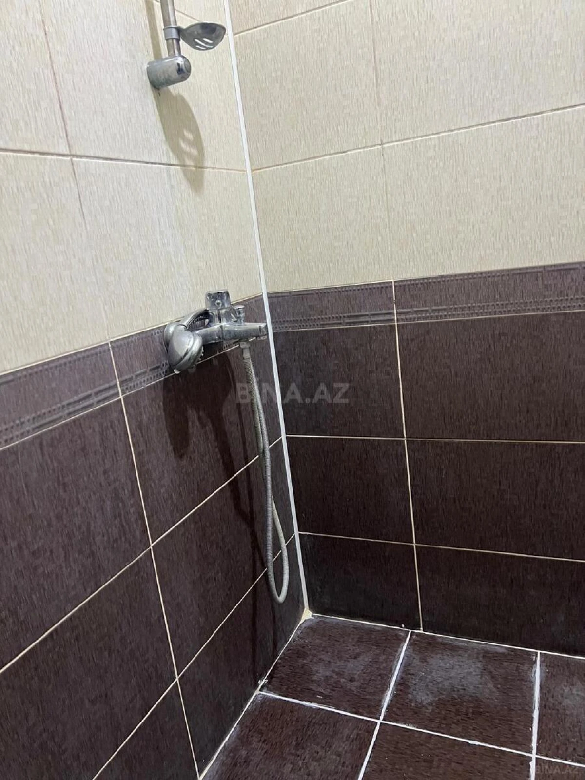 Kirayə verilir 2 otaqlı mənzil 42 m²