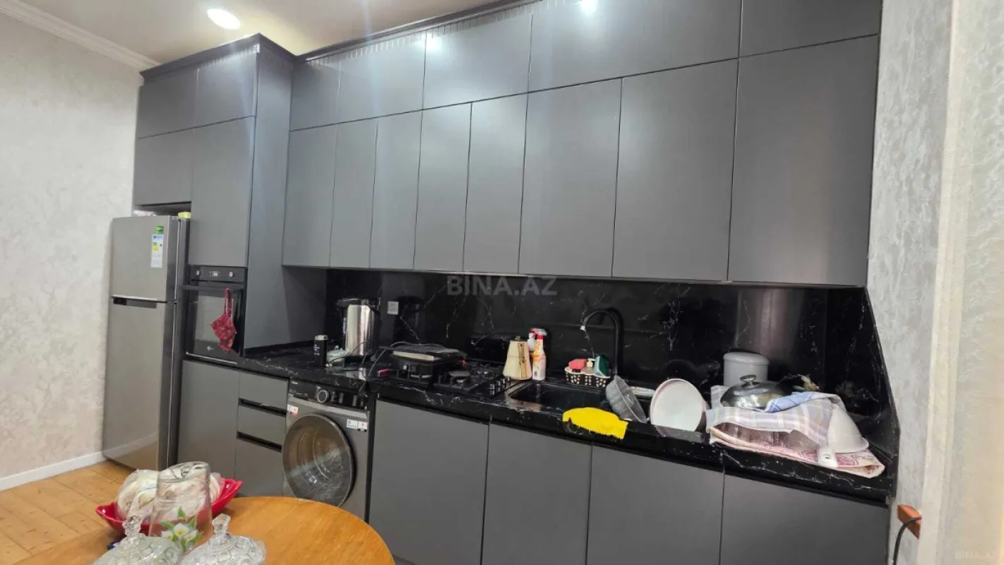 Satılır 4 otaqlı həyət evi 130 m²