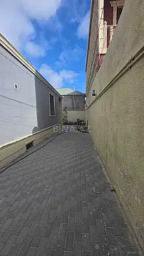 Satılır 4 otaqlı həyət evi 130 m²