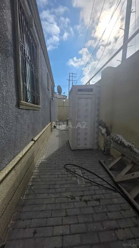Satılır 4 otaqlı həyət evi 130 m²
