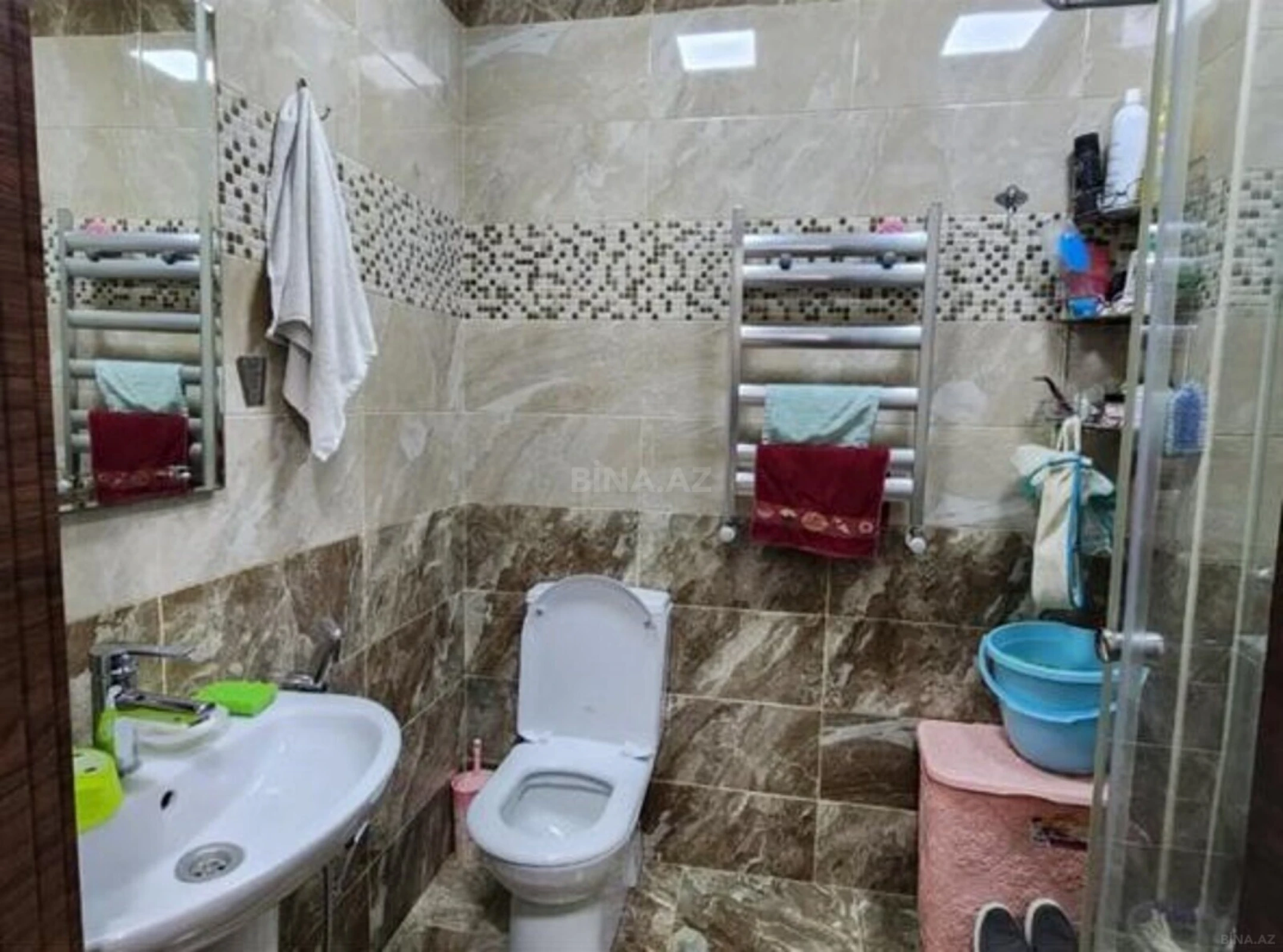 Kirayə verilir 2 otaqlı mənzil 45 m²