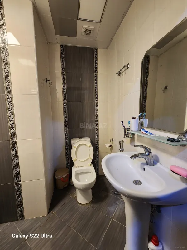 Satılır 3 otaqlı mənzil 142 m²