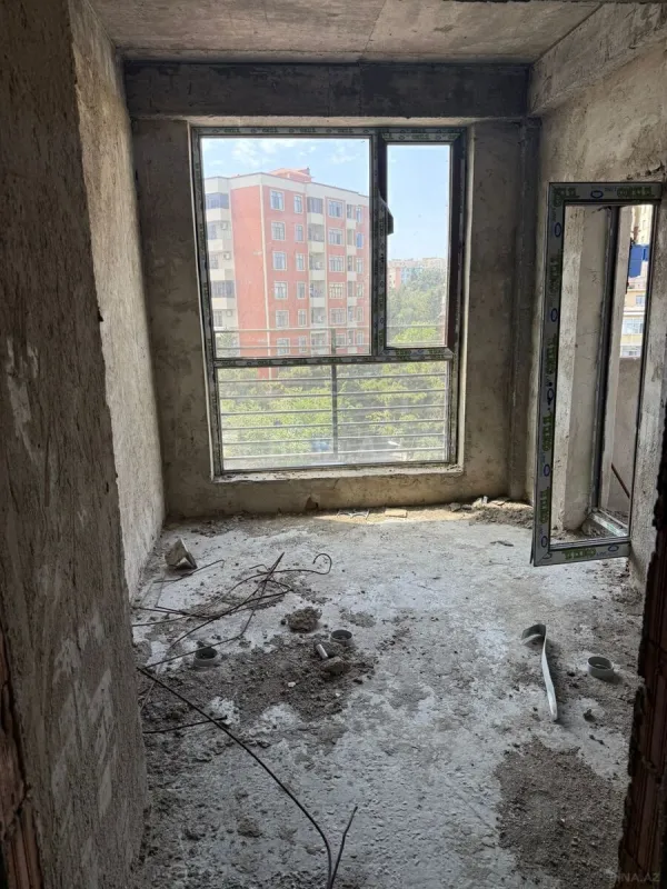 Satılır 3 otaqlı mənzil 94 m²
