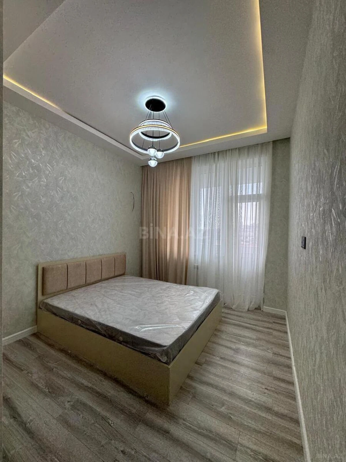 Satılır 3 otaqlı mənzil 90 m²
