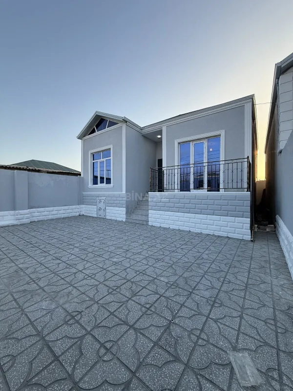 Satılır 3 otaqlı həyət evi 100 m²