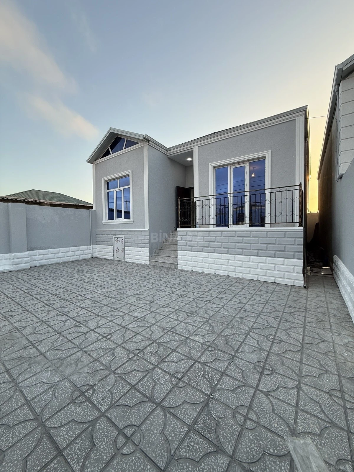 Satılır 3 otaqlı həyət evi 100 m²