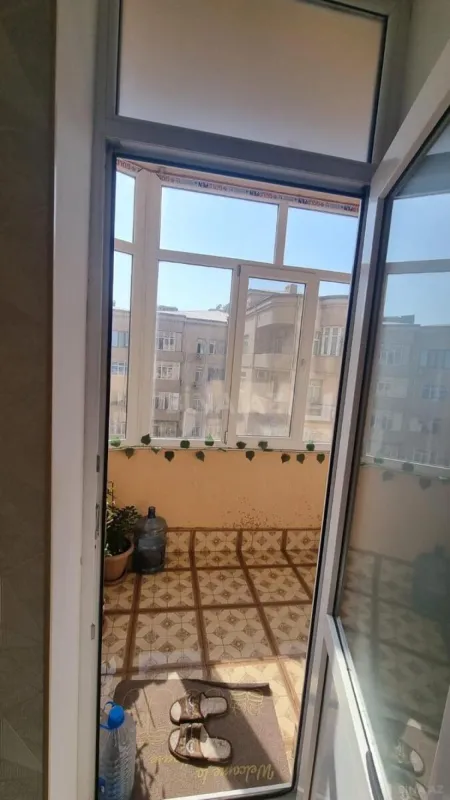 Satılır 3 otaqlı mənzil 126 m²