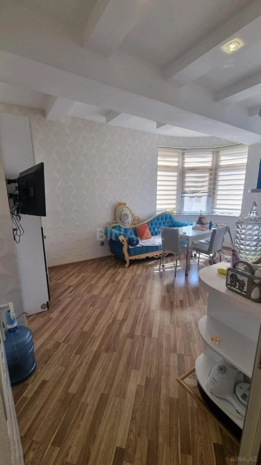 Satılır 3 otaqlı mənzil 126 m²