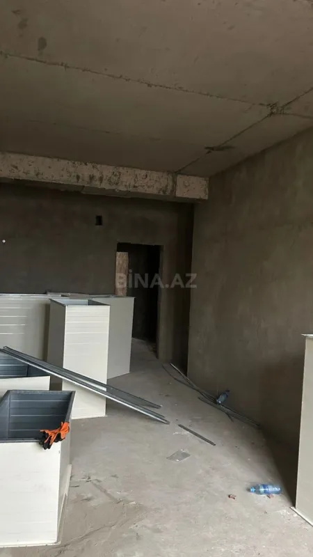 Satılır 2 otaqlı mənzil 83 m²