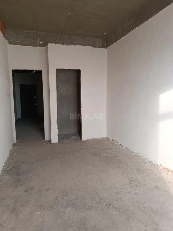 Satılır 3 otaqlı mənzil 123 m²