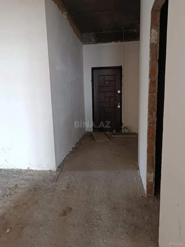 Satılır 3 otaqlı mənzil 123 m²