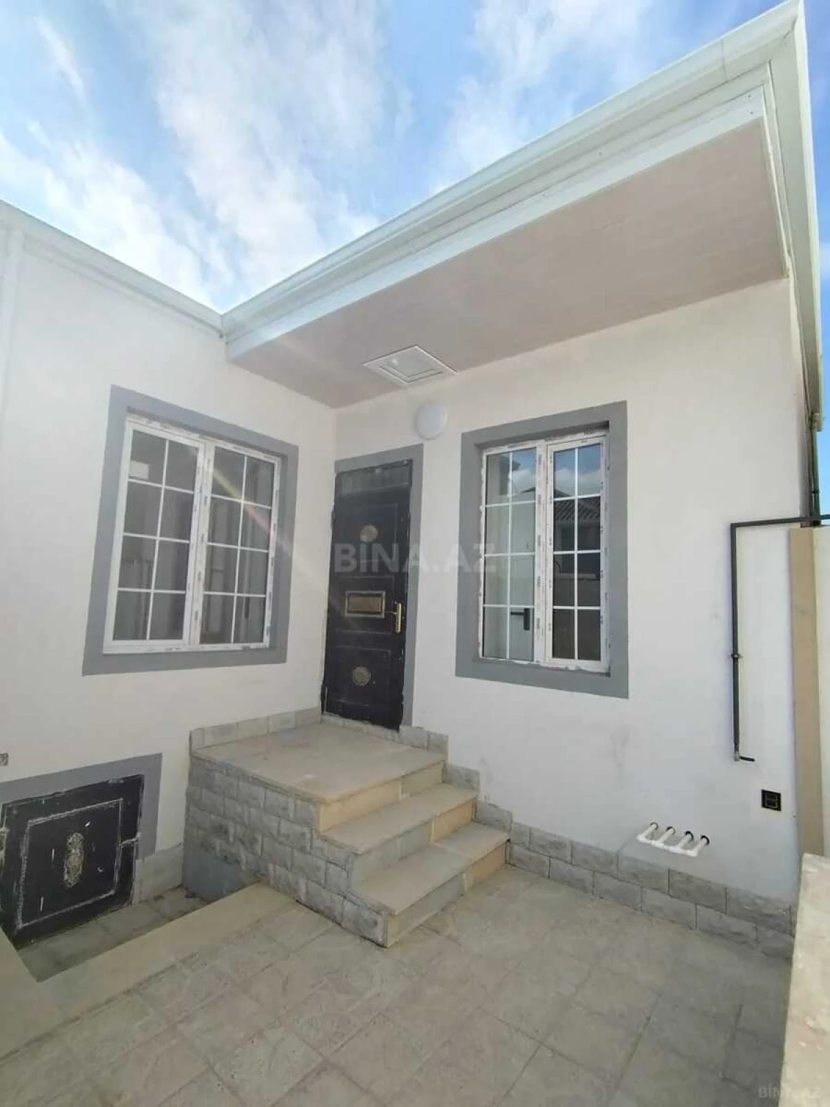 Satılır 2 otaqlı həyət evi 60 m²