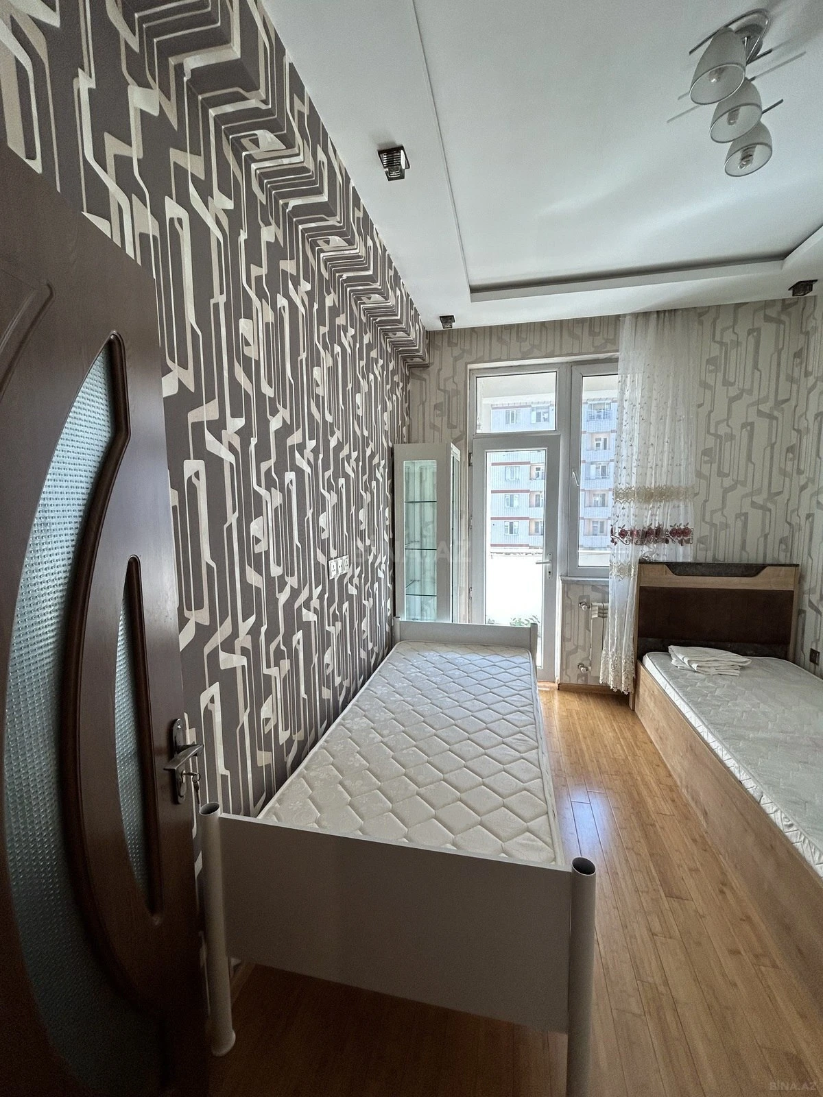 Kirayə verilir 2 otaqlı mənzil 55 m²