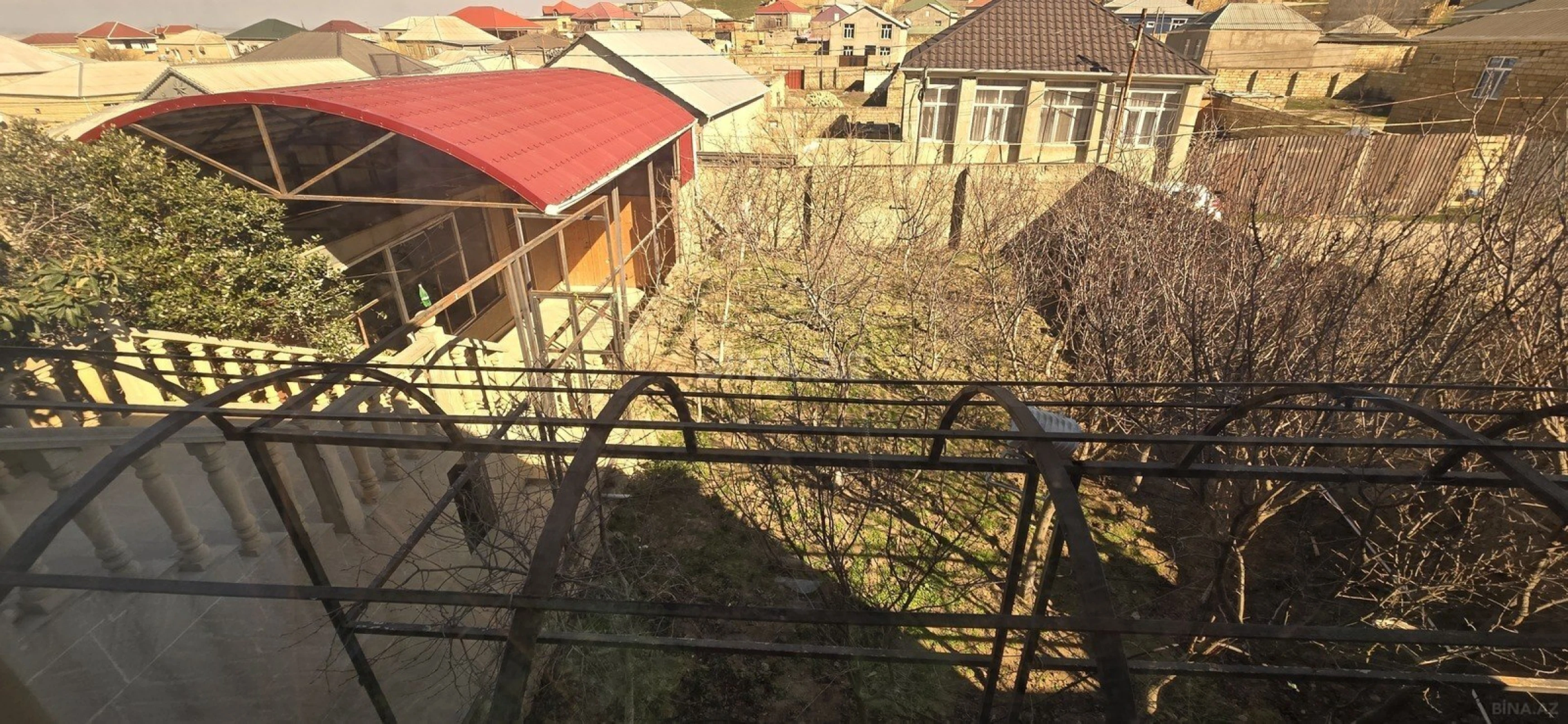 Satılır 4 otaqlı həyət evi 120 m²