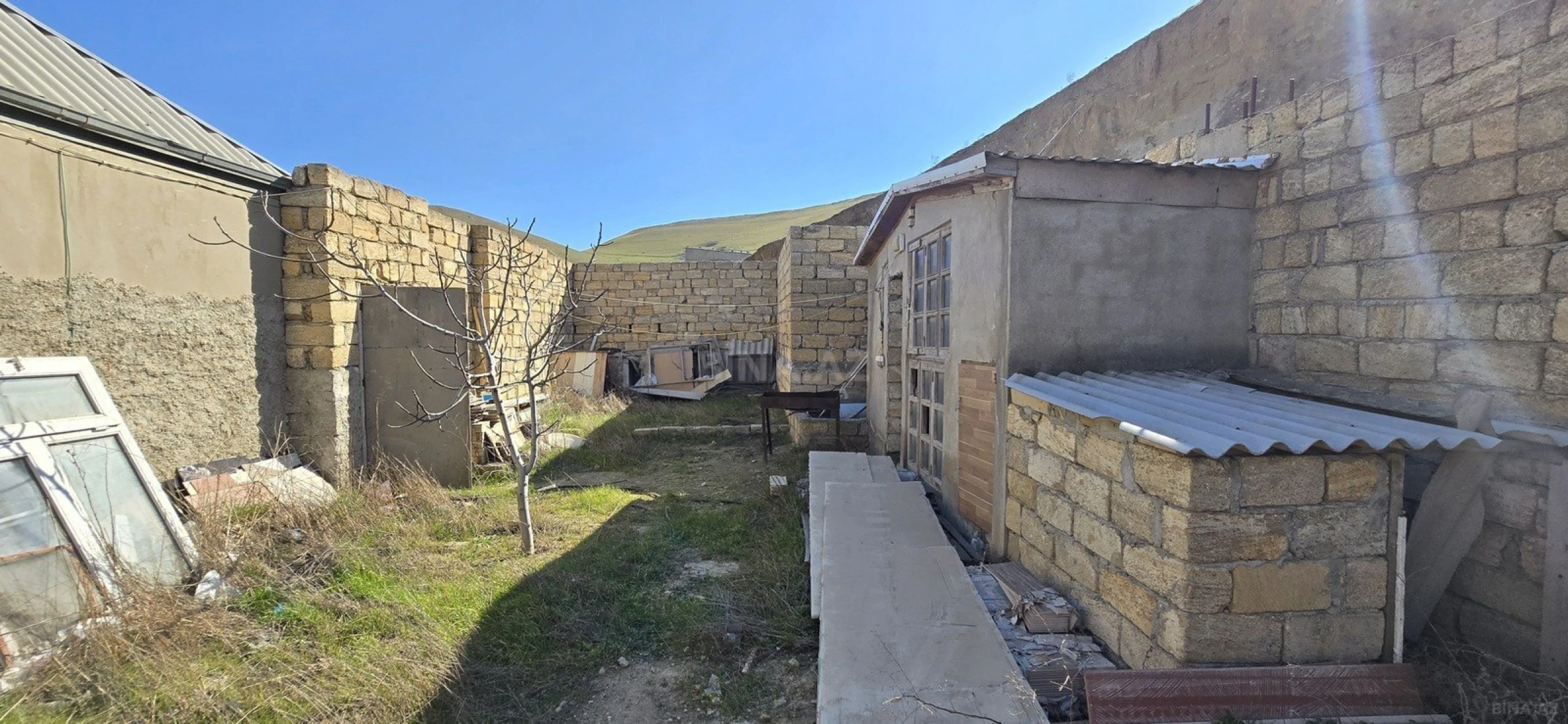 Satılır 4 otaqlı həyət evi 120 m²