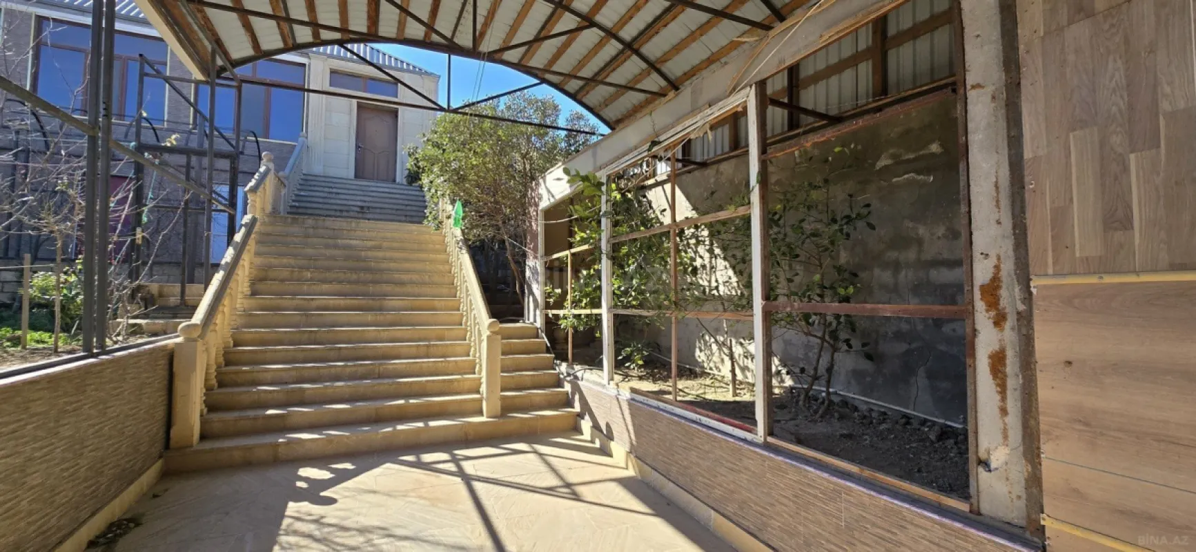 Satılır 4 otaqlı həyət evi 120 m²