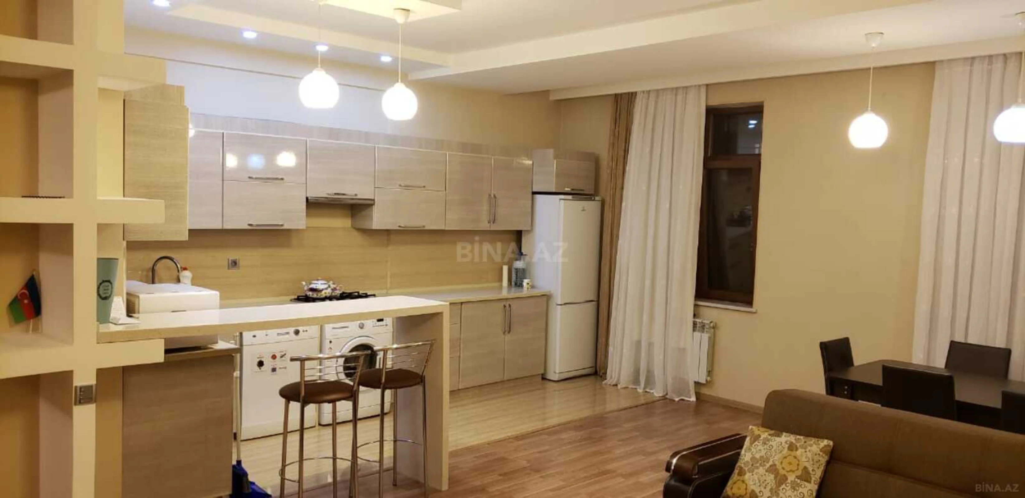 Kirayə verilir 2 otaqlı mənzil 70 m²