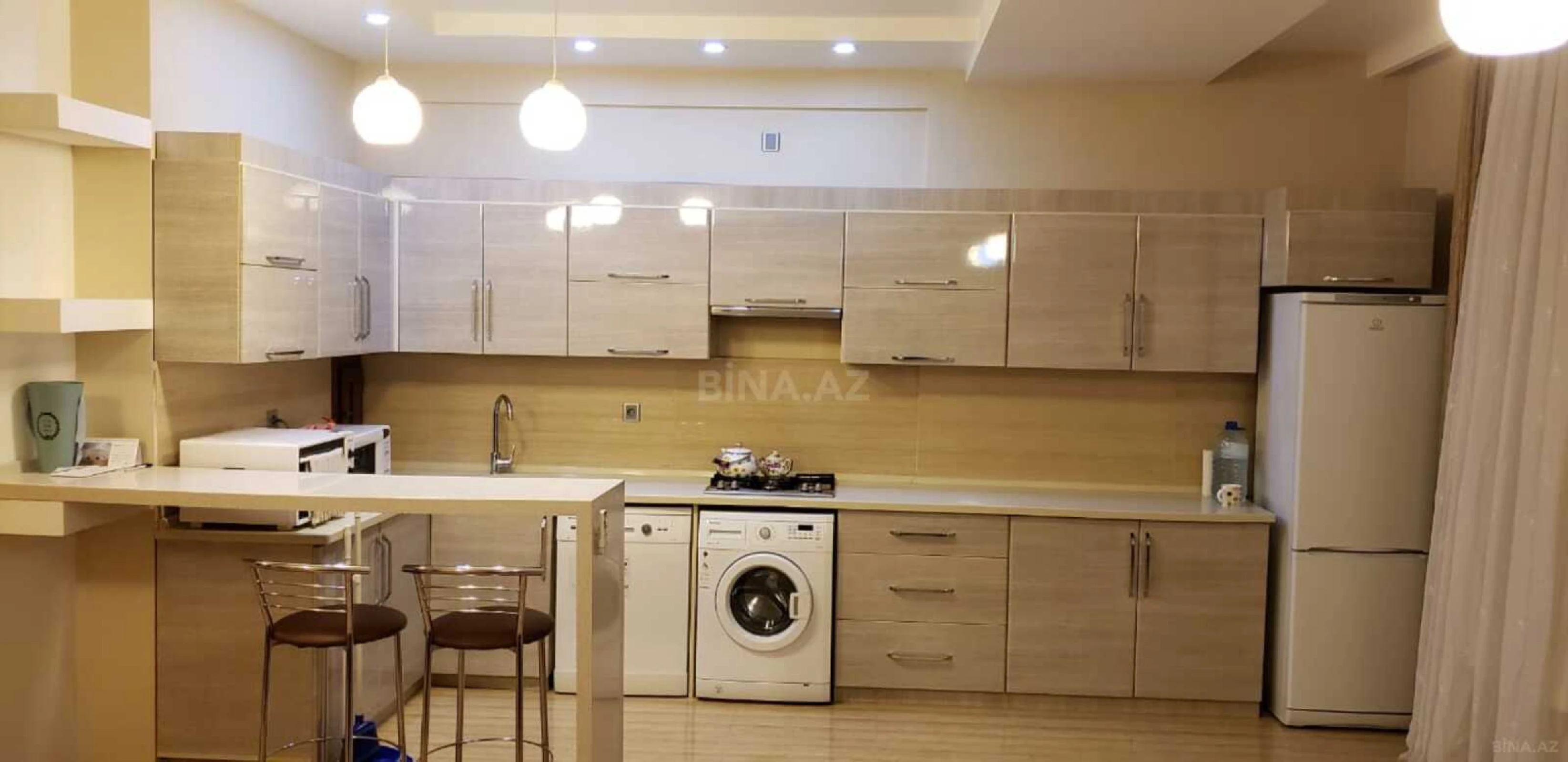 Kirayə verilir 2 otaqlı mənzil 70 m²