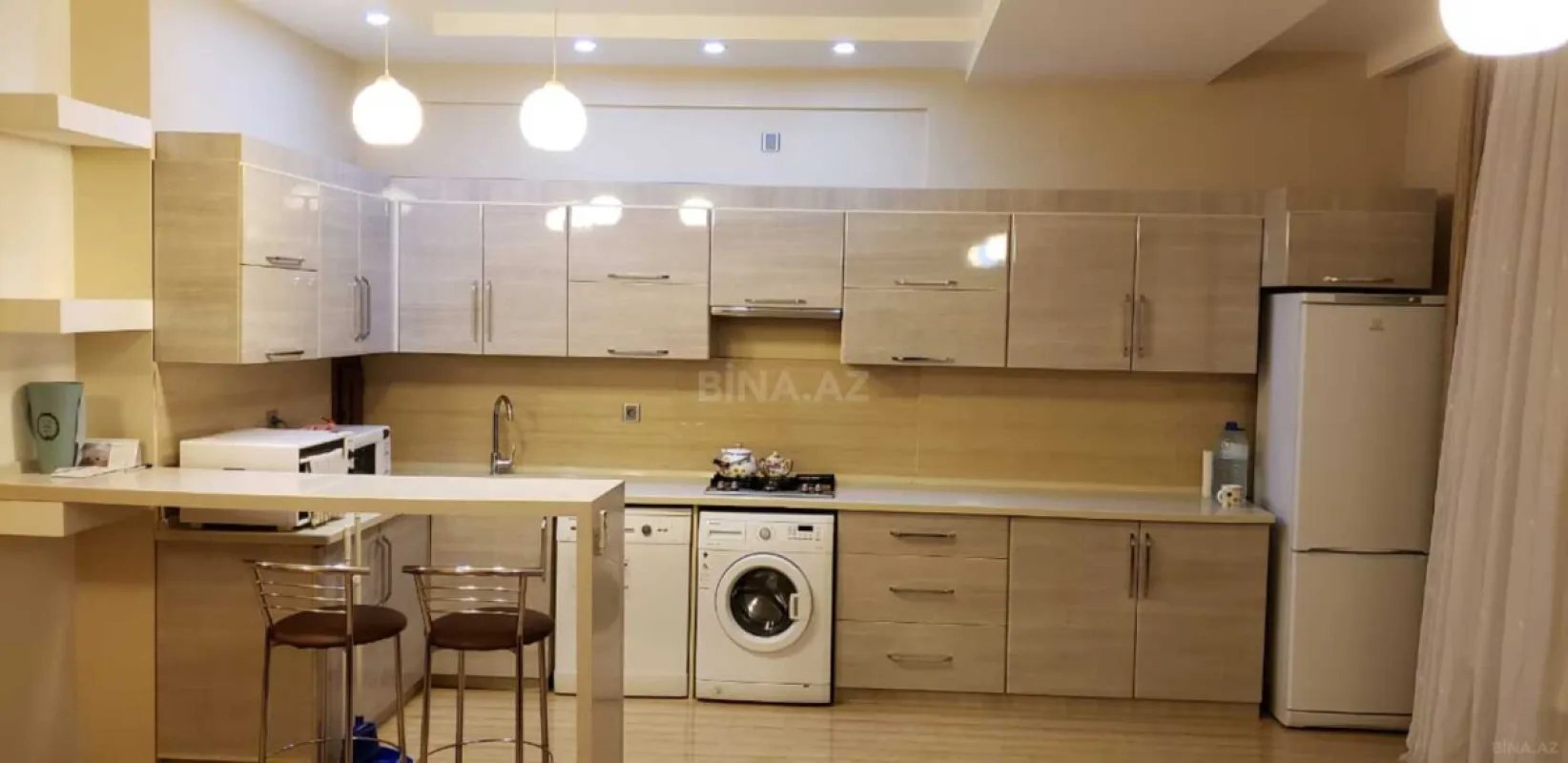 Kirayə verilir 2 otaqlı mənzil 70 m²