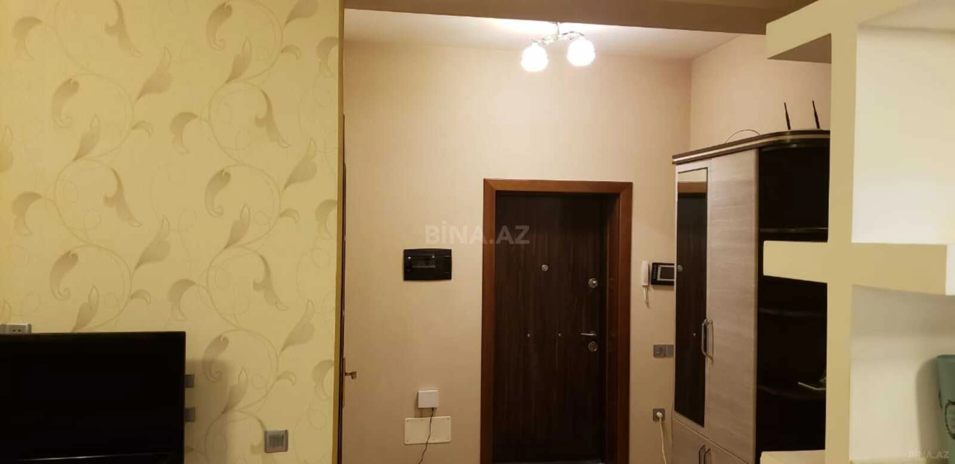Kirayə verilir 2 otaqlı mənzil 70 m²