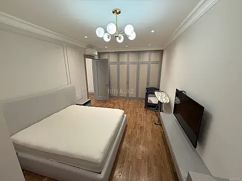 Kirayə verilir 2 otaqlı mənzil 86.2 m²