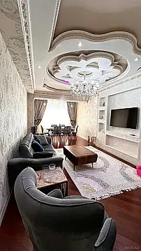 Satılır 4 otaqlı mənzil 170 m² — Bakı, Qaraçuxur 4 otaq 170.00 m²