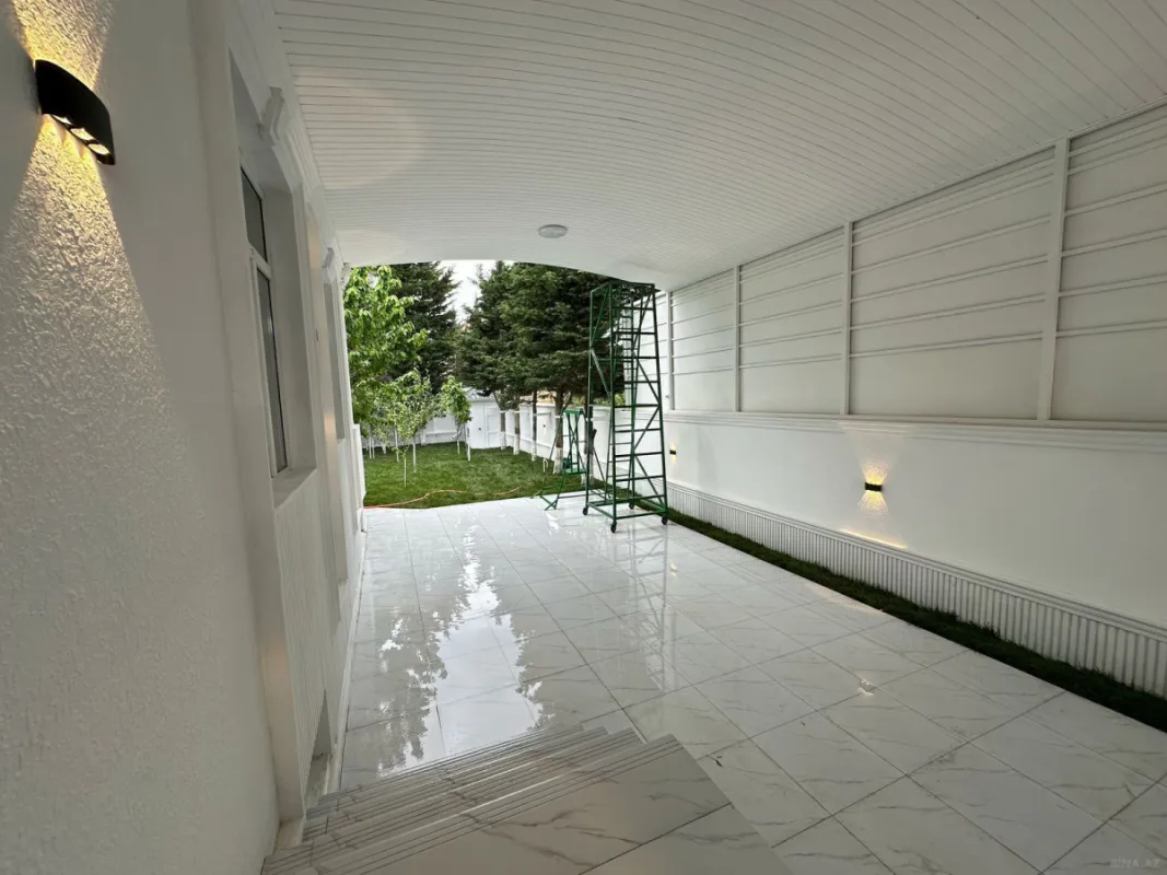 Satılır 4 otaqlı həyət evi 160 m²