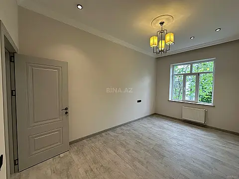 Satılır 4 otaqlı həyət evi 160 m²