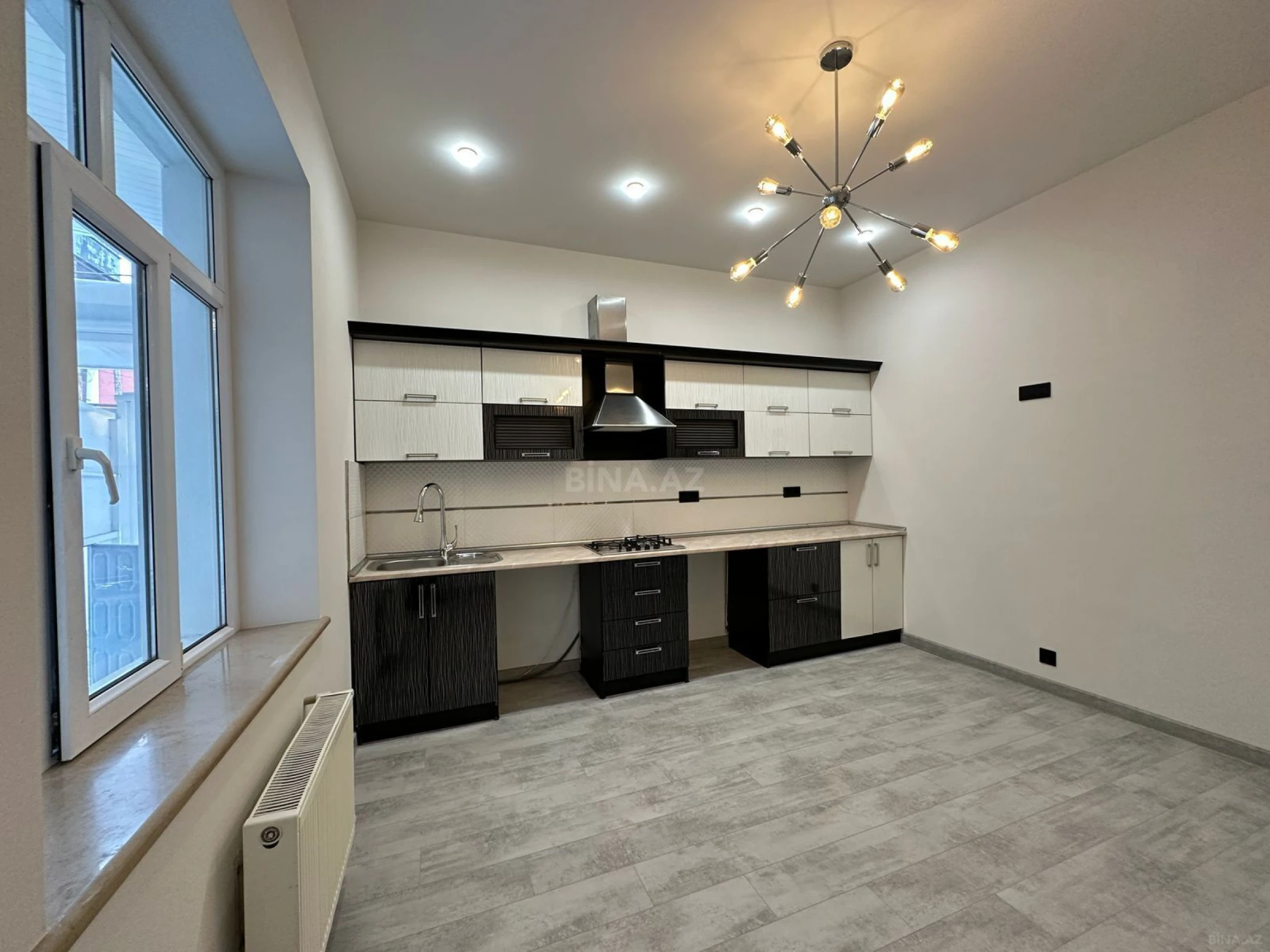 Satılır 4 otaqlı həyət evi 160 m²