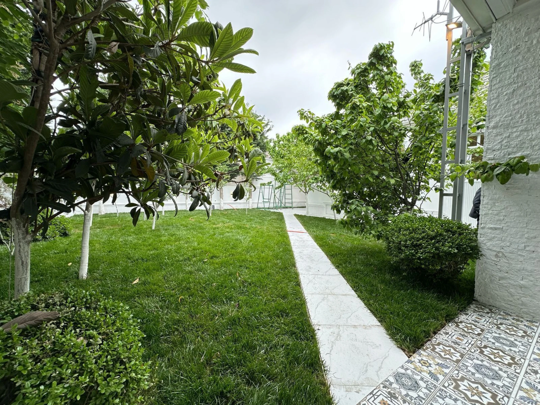 Satılır 4 otaqlı həyət evi 160 m²