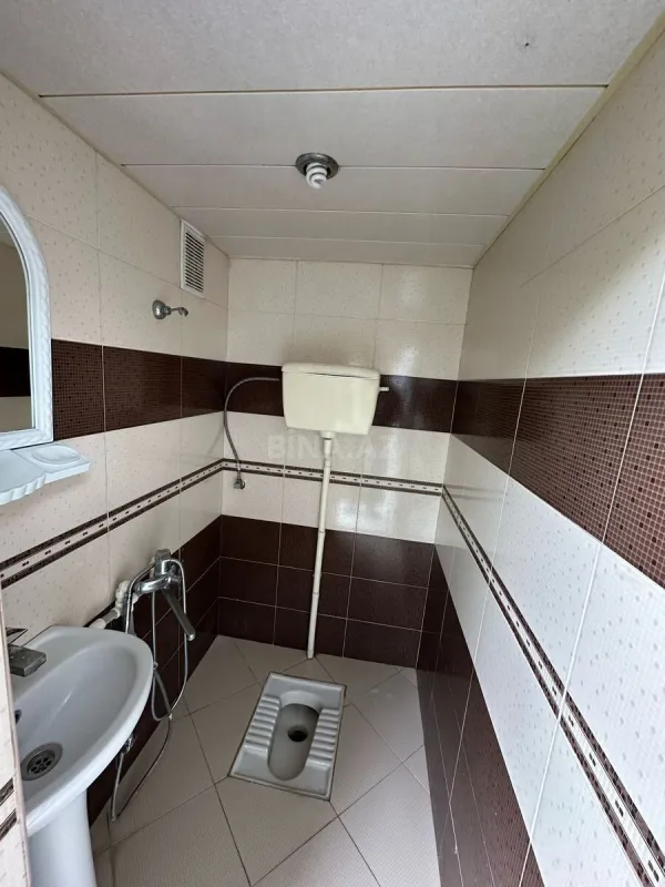 Satılır 4 otaqlı həyət evi 160 m²