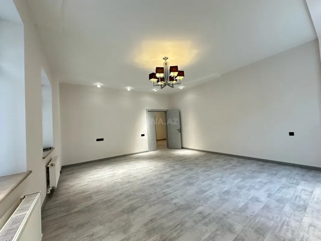 Satılır 4 otaqlı həyət evi 160 m²