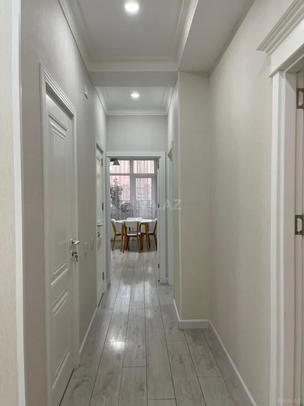 Satılır 3 otaqlı mənzil 95 m²