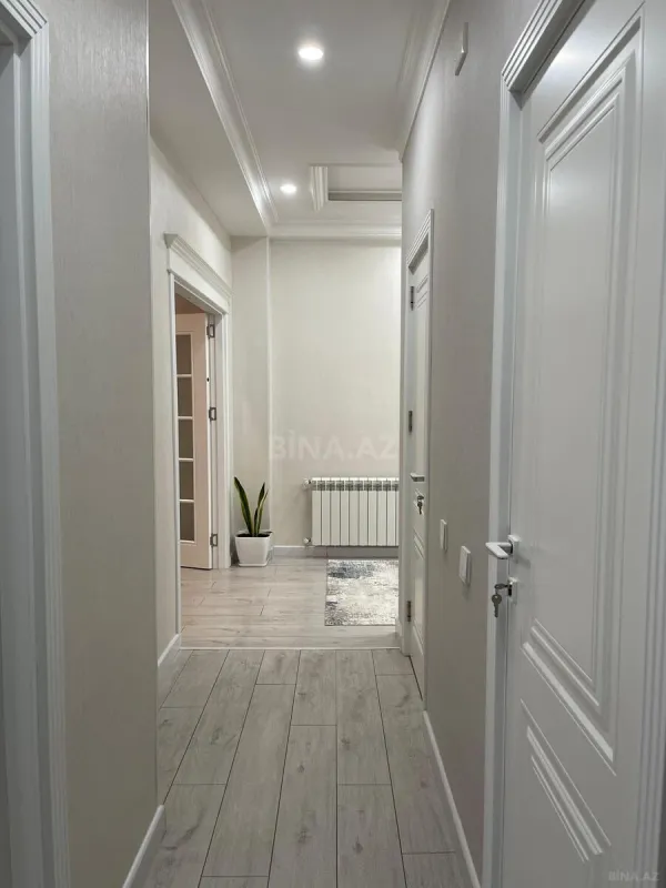 Satılır 3 otaqlı mənzil 95 m²