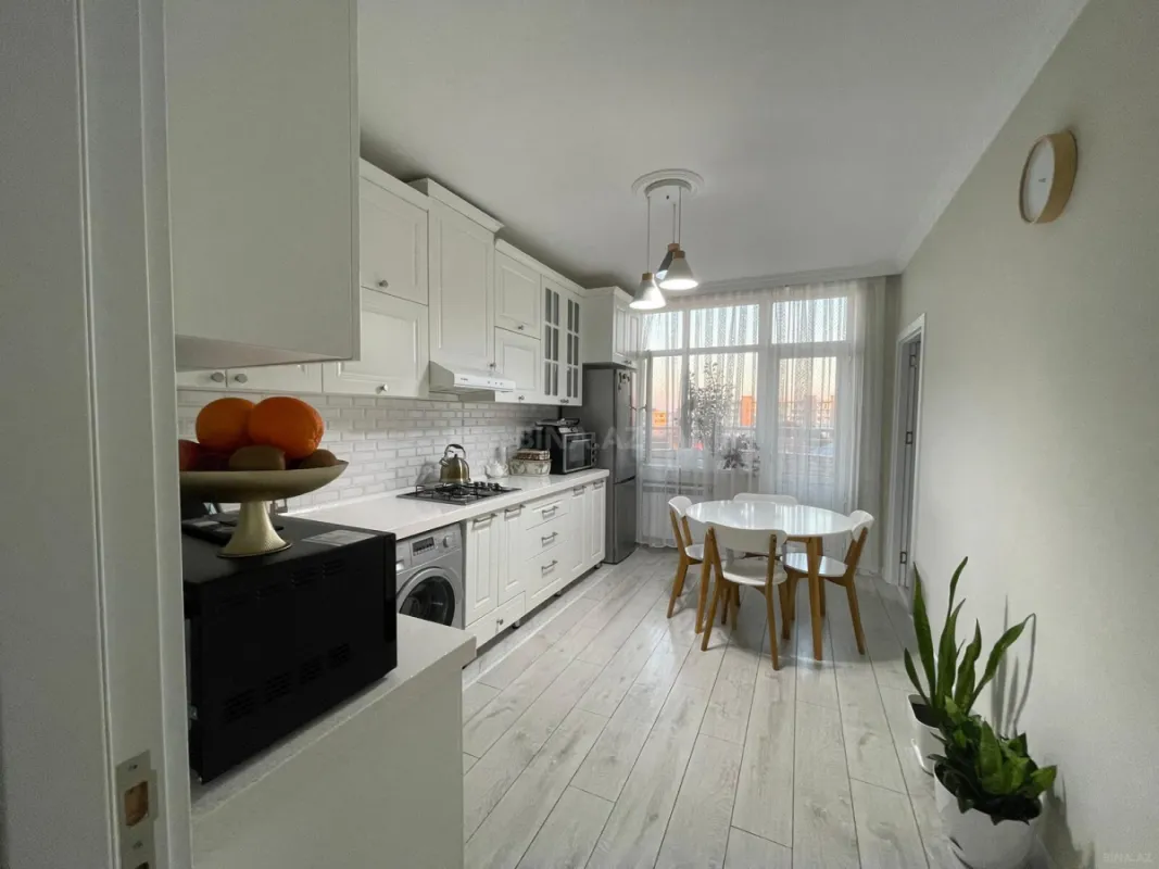 Satılır 3 otaqlı mənzil 95 m²