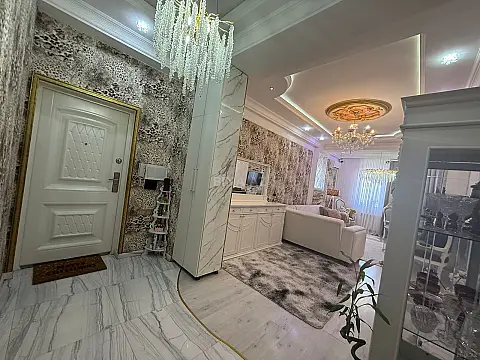 Satılır 3 otaqlı mənzil 90 m²