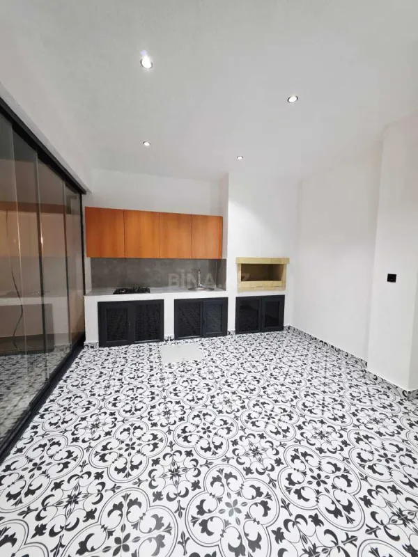 Satılır 4 otaqlı həyət evi 150 m²