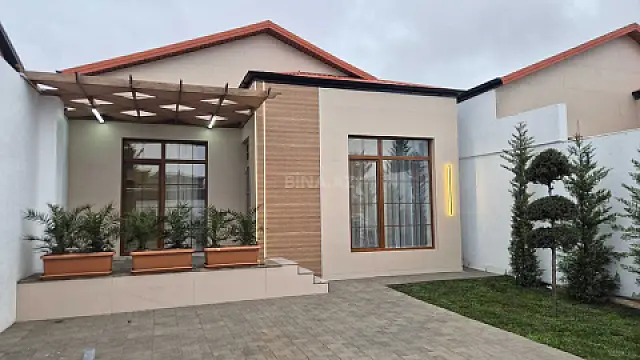 Satılır 3 otaqlı həyət evi 100 m² — Bakı, Şüvəlan 3 otaq 100.00 m²