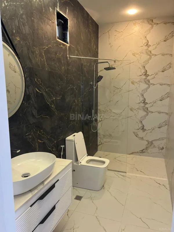 Satılır 4 otaqlı həyət evi 300 m²