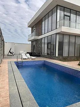 Satılır 4 otaqlı həyət evi 300 m²
