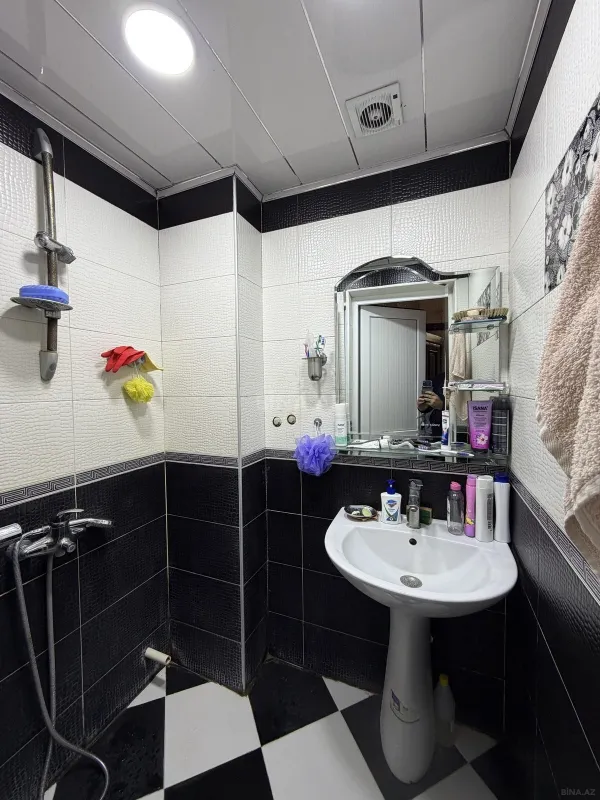 Satılır 3 otaqlı mənzil 70 m²