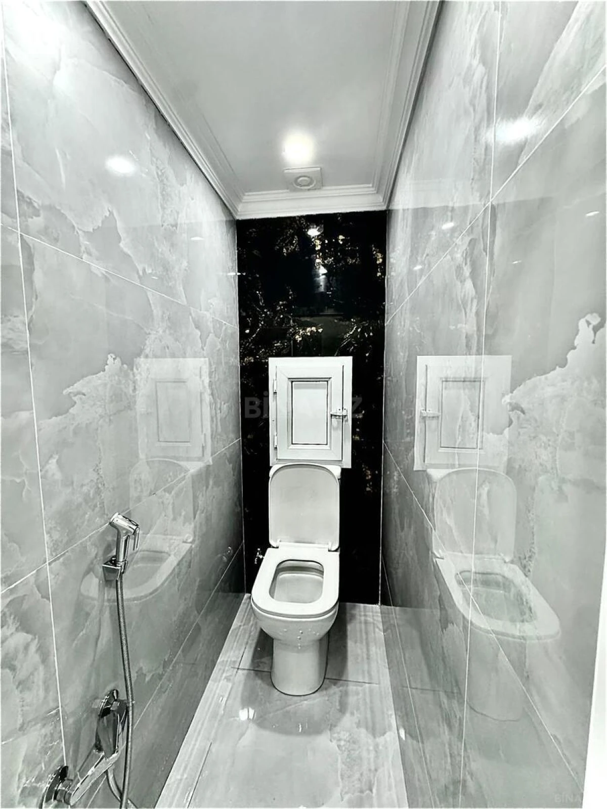 Satılır 2 otaqlı mənzil 70 m²