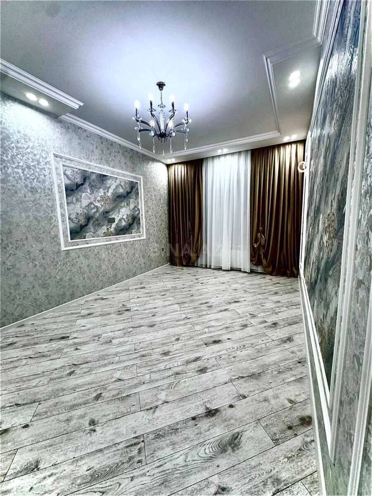 Satılır 2 otaqlı mənzil 70 m²