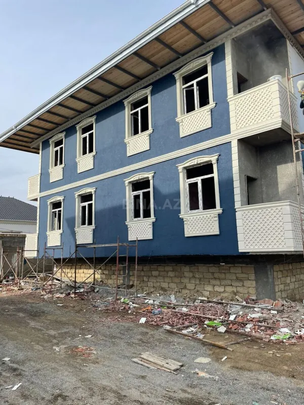 Satılır 2 otaqlı mənzil 62 m²