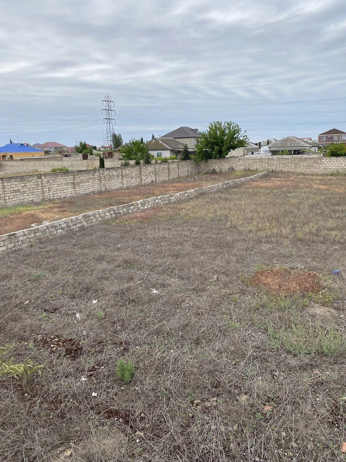 Satılır torpaq sahəsi 15 m²