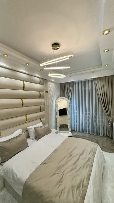 Satılır 3 otaqlı mənzil 100 m²