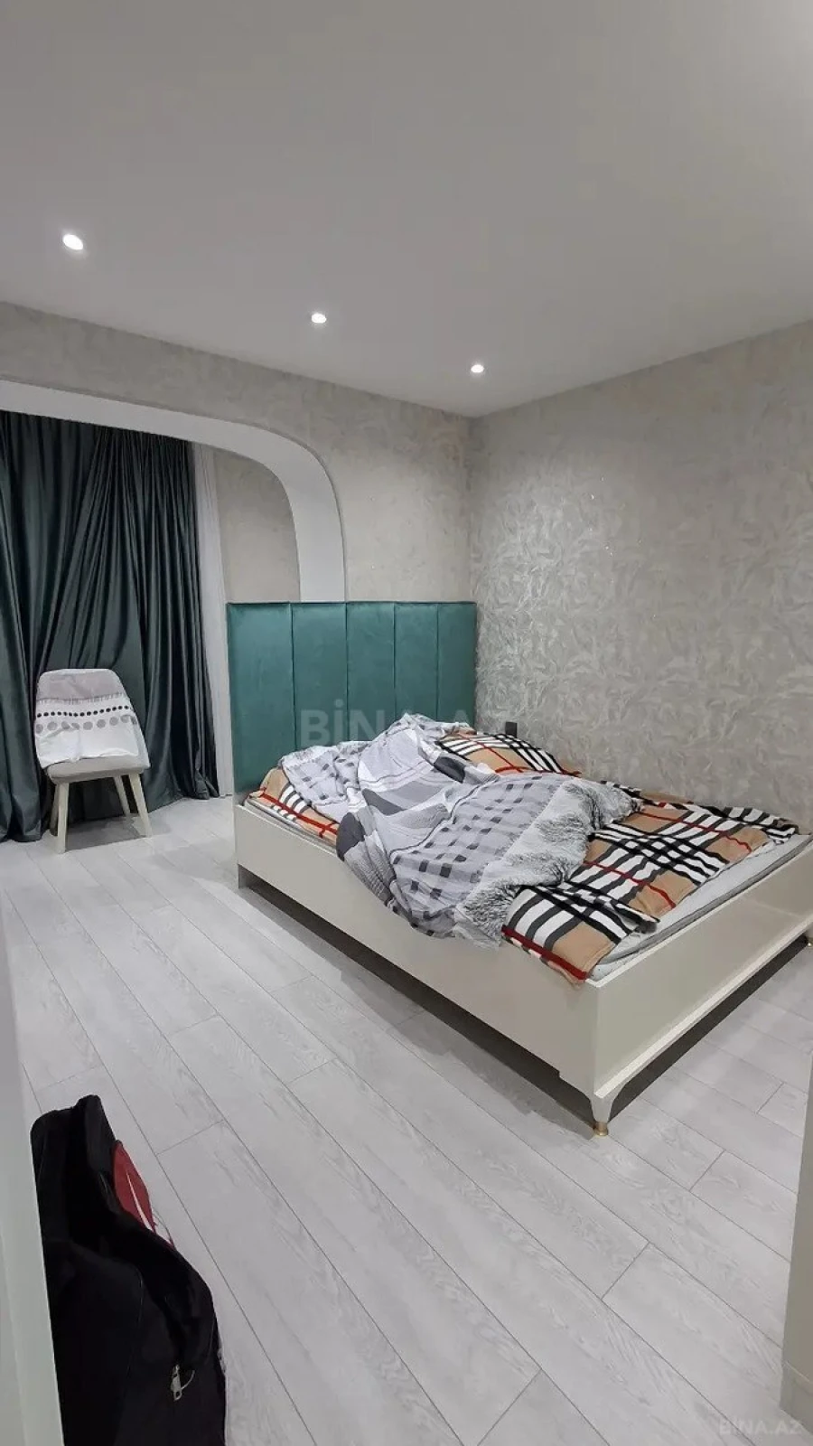 Satılır 3 otaqlı mənzil 65 m²