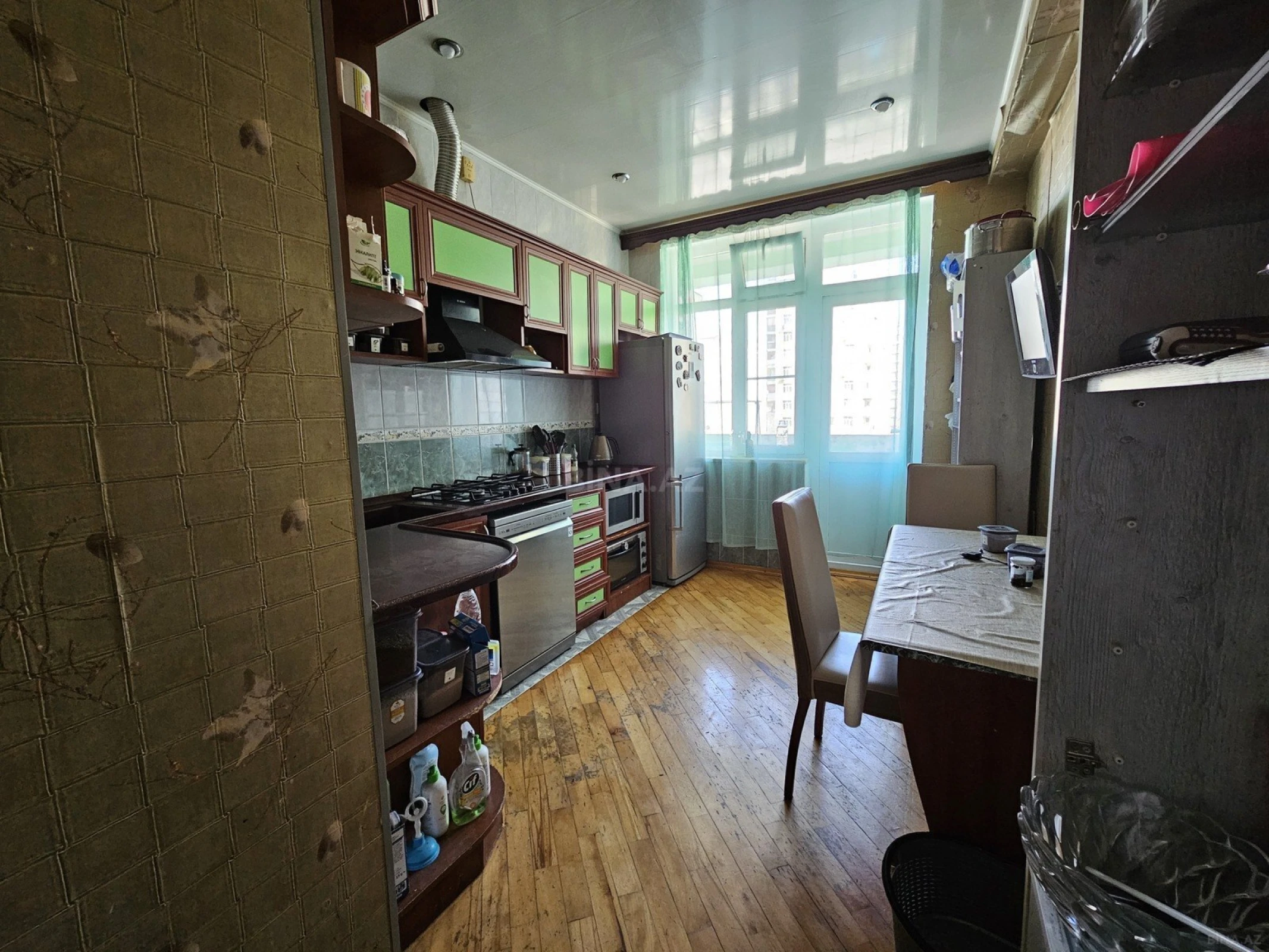 Satılır 2 otaqlı mənzil 80 m²